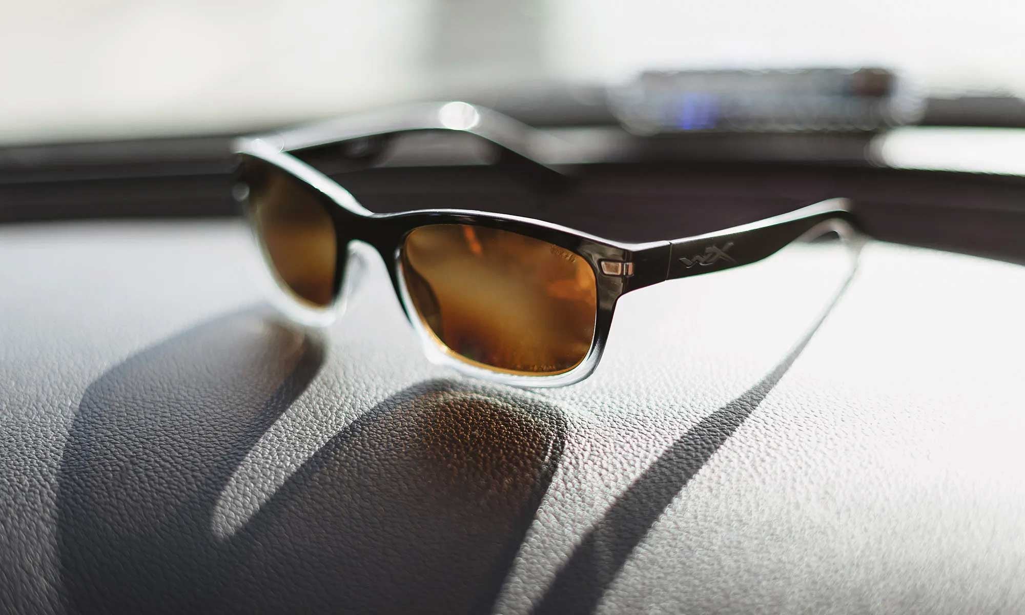 Wiley X WX HELIX — Captivate Polarized - Bronze Mirror - Copper, Gloss Black Fade To Clear Crystal