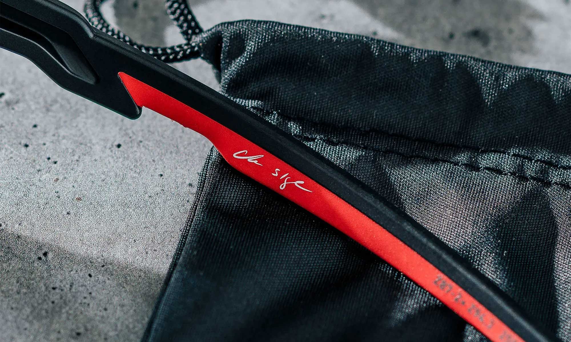 Wiley X WX JAKL — Captivate - Black Mirror - Grey, Matte Black/Red