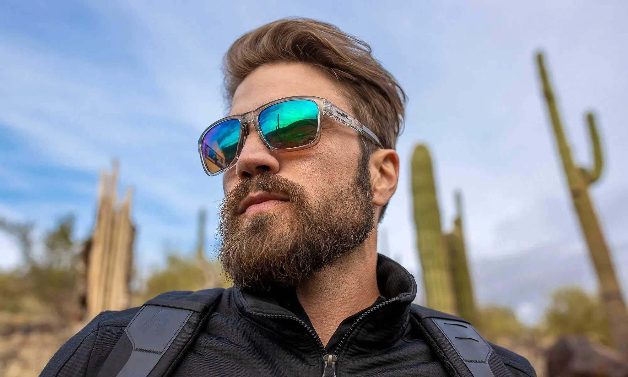 Wiley X WX TREK — Captivate Polarized - Green Mirror - Amber, Gloss Crystal Light Grey